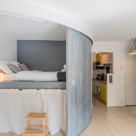 Studio Avec Terrasse A Cote Du Tramway + Parking